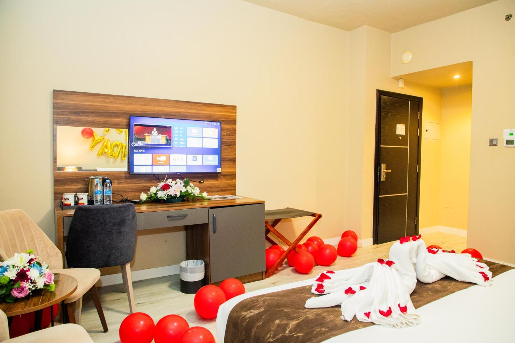 The Saj Hotel Ajman Exterior foto